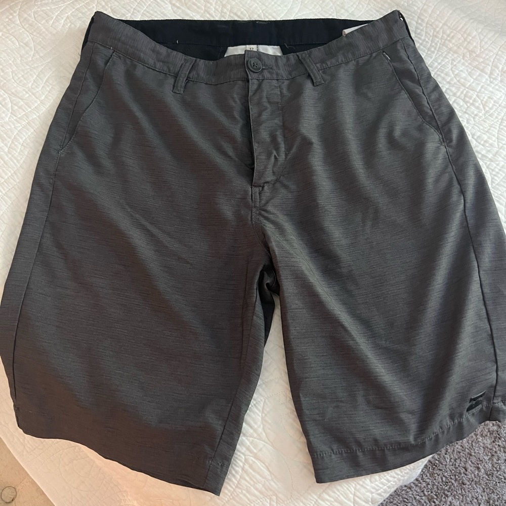Billabong hybrid board shorts. Size 32